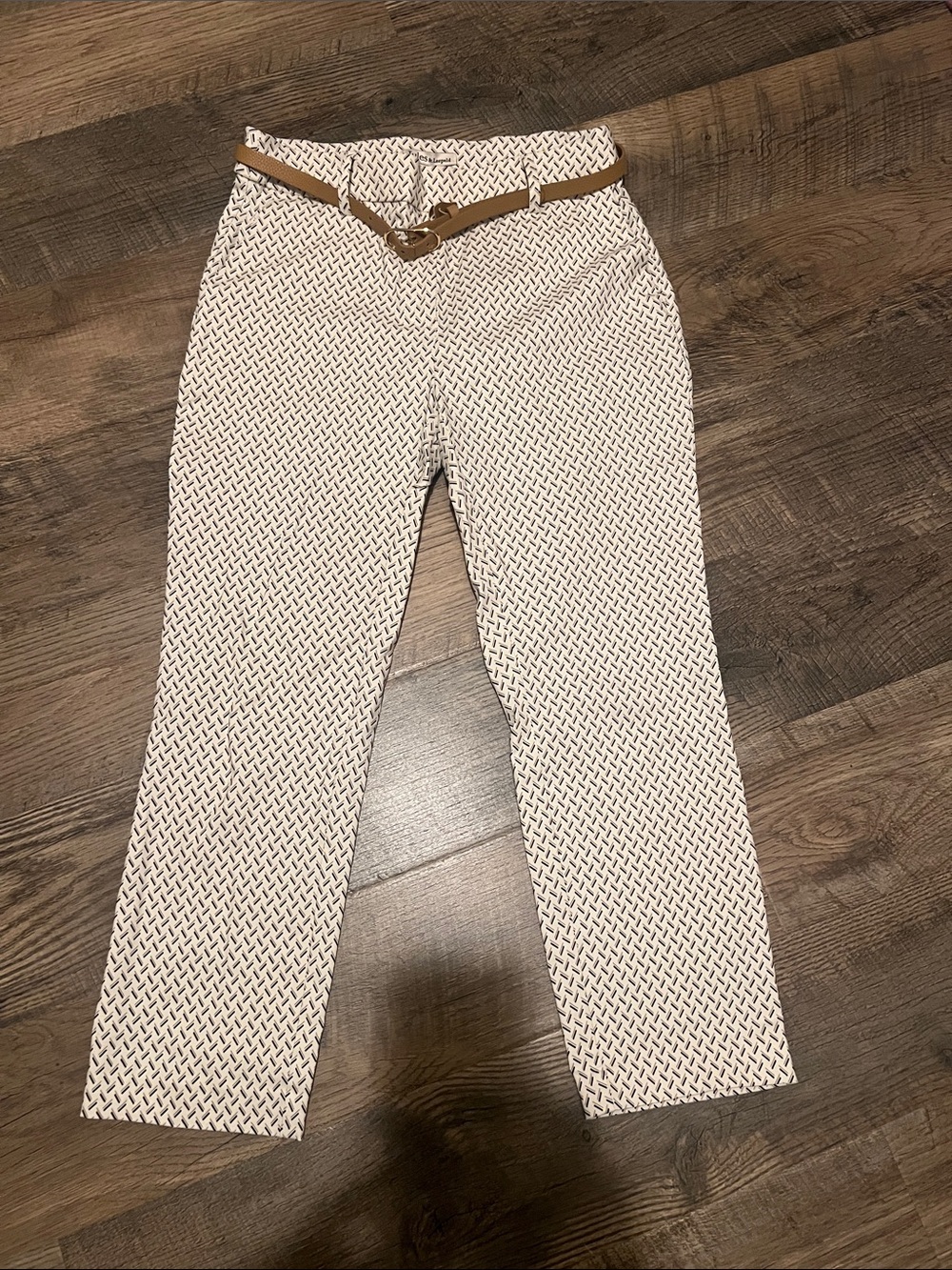 Jules & Leopold White Patterned Chinos with Tan Belt
